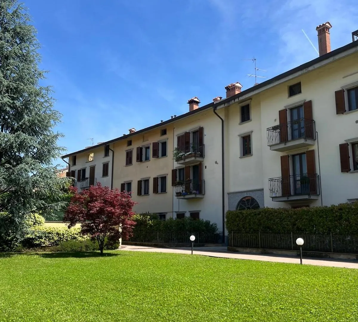Esclusiva Mansarda Parco Di Monza Apartment Lesmo