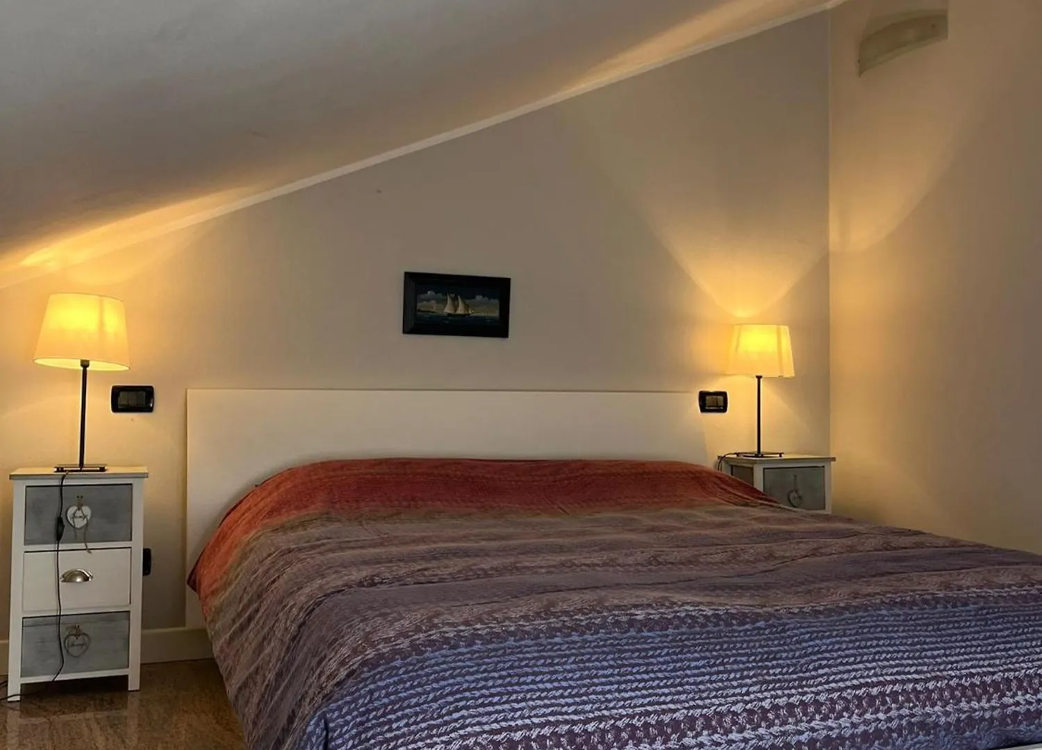 Esclusiva Mansarda Parco Di Monza Apartment Lesmo Italy